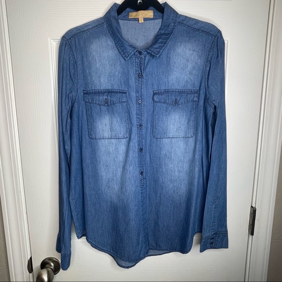 Free Heart Blue Jean Button Up - Picture 9 of 9